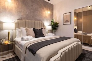 1 室のベッドルーム、デスク、アイロン / アイロン台、WiFi