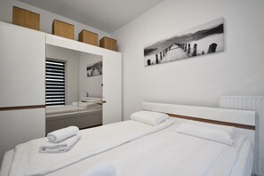 Classic Apartment | 1 bedroom, iron/ironing board, free WiFi, bed sheets