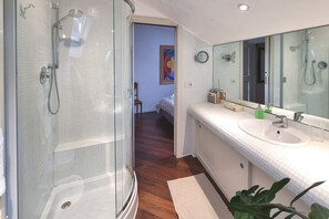 Bathroom - MOORS private terrace San-Marco (Venice)