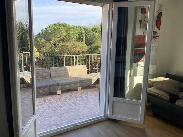 Smart TV - Animaux Interdits Parking Privé Proche de la mer vue mer (Santa Lucia di moriani)