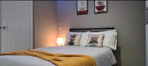 Appartement | 1 chambre, fer et planche à repasser, accès au Wi-Fi (inclus)