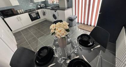 Stunning 3-bed House in Manchester