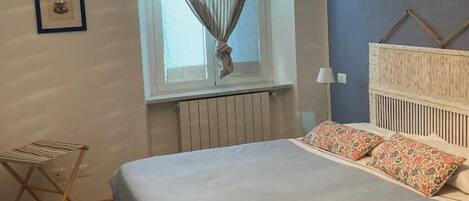 3 chambres, fer et planche à repasser, lit parapluie, Wi-Fi