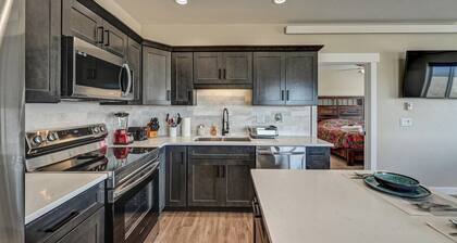 Beautiful dog friendly apartment! STR-243