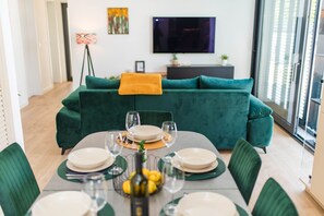 Repas dans la chambre