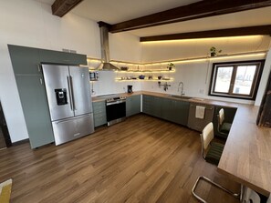 Fridge, microwave, oven, stovetop - Lake Pepin Marina Bungalow - River Views, Hot Tub! (Pepin)