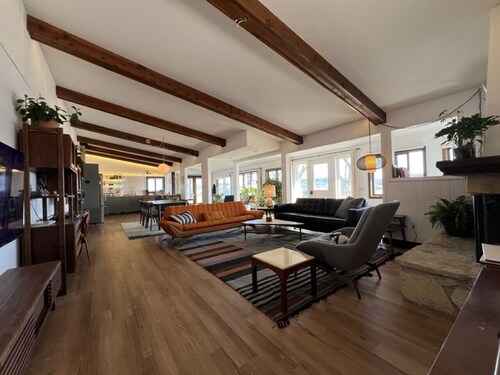 Waterfront Bungalow + Hot Tub • Marina, Lake Pepin