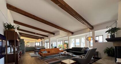 Waterfront Bungalow + Hot Tub • Marina, Lake Pepin