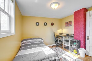 House (3 Bedrooms) | Interior - Pet-friendly Memphis Home - 4 Mi to Downtown! (Memphis)
