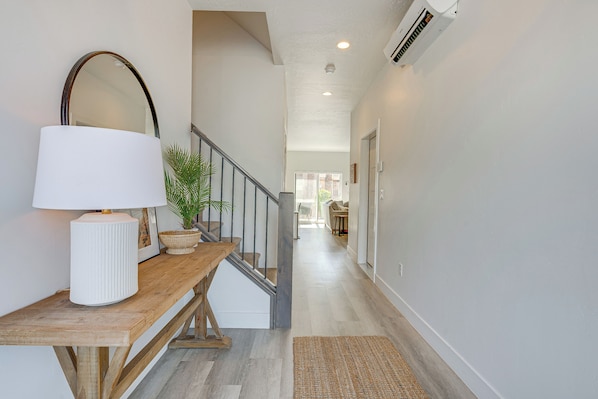 Apartment (5 Bedrooms) | Interior - St George Home w/ Patio - 8 Mi to Snow Canyon! (St. George)