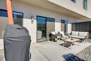 Apartment (5 Bedrooms) | Interior - St George Home w/ Patio - 8 Mi to Snow Canyon! (St. George)