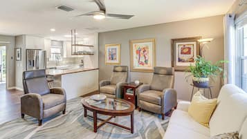 House (2 Bedrooms) | Bahagian dalam