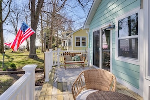 House (3 Bedrooms) | Interior - Bayfront Maryland Retreat w/ Deck, Near Beaches! (North Beach)
