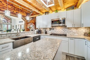 House (4 Bedrooms) | Interior - Expansive Mountain Home Rental w/ Yard & Fire Pit! (Mountain Home)