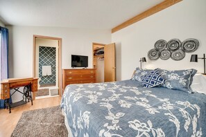 Interior - Idyllic Rock Island Home w/ Columbia River Views (Rock Island)