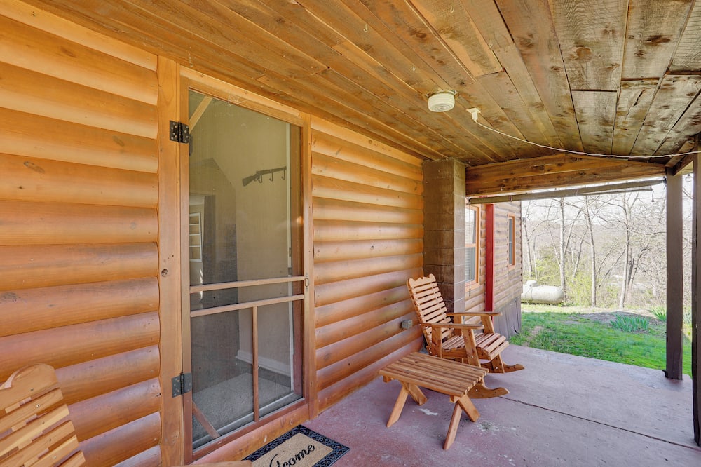 Serene Guion Cabin < 1 Mi to the White River! - Locust Grove, AR