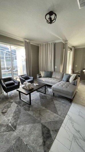 Stadtwohnung, 4 Schlafzimmer | Wohnbereich