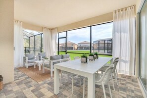 Vila, vários quartos | Opções para refeição