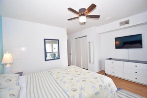 Condo, 2 habitaciones | 2 habitaciones, tabla de planchar con plancha y wifi gratis 