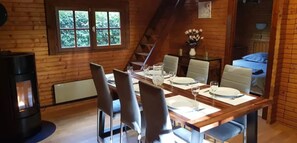 Dining - Chalet du lac de Chaumeçon Saint-martin-du-puy (Saint-Martin-du-Puy)