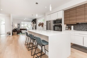 Kochgeschirr/Geschirr/Besteck, Gewürze