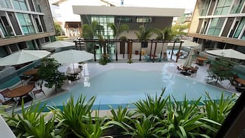 Classic Apartment | Pool | 3 outdoor pools