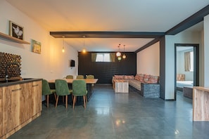 Flat-screen TV - Villa Ipanema (Telavi)