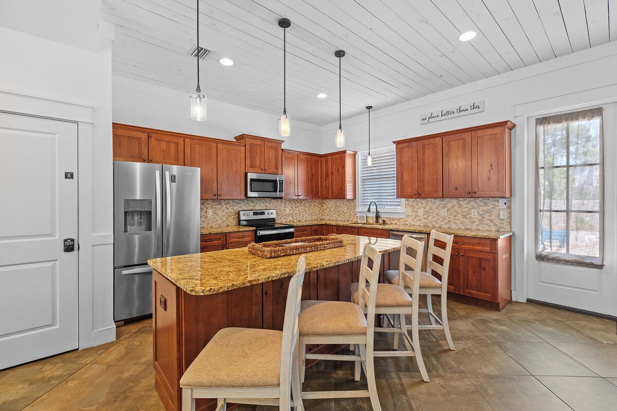 Photo 7 of Take It Easy - Pet-Friendly Destin Vacation Home, Golf Cart, Heated Pool!