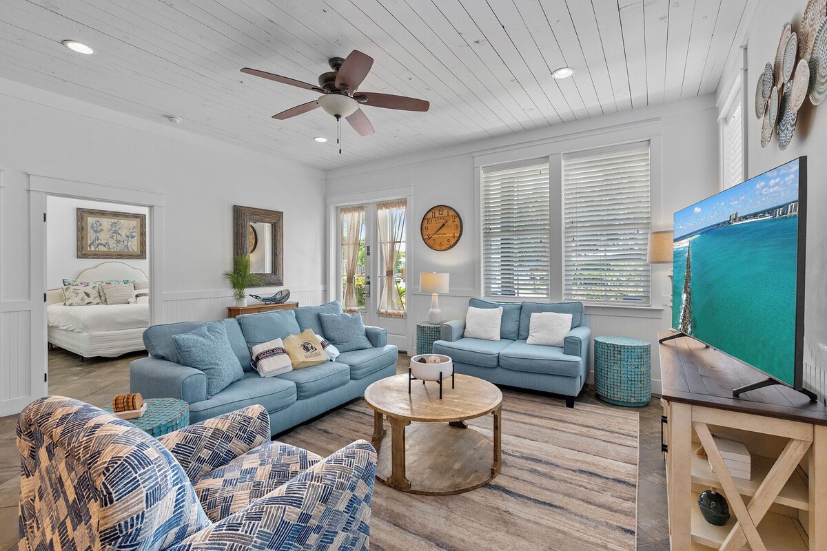Photo 4 of Take It Easy - Pet-Friendly Destin Vacation Home, Golf Cart, Heated Pool!