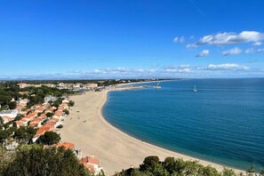 Ubicación cercana a la playa