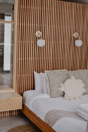 1 chambre, lit parapluie, Wi-Fi gratuit, draps fournis