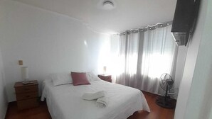 Luokittelematon kuva, 5 kautta 12, painike