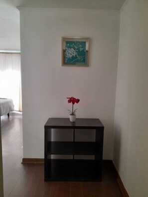 2 bedrooms, iron/ironing board, free WiFi, bed sheets - Departamento 2 Dorm. 2 Baños, Excelente Ubicación, a Pasos del Palacio La Moneda (Santiago)
