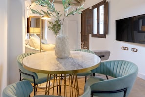 Dining - Luxury apartment in Granada. Horno Marina 7 (Granada)