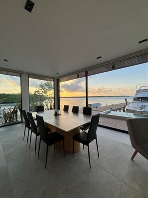 Dining - Hermosa Casa Frente al Mar (Isla Mujeres)