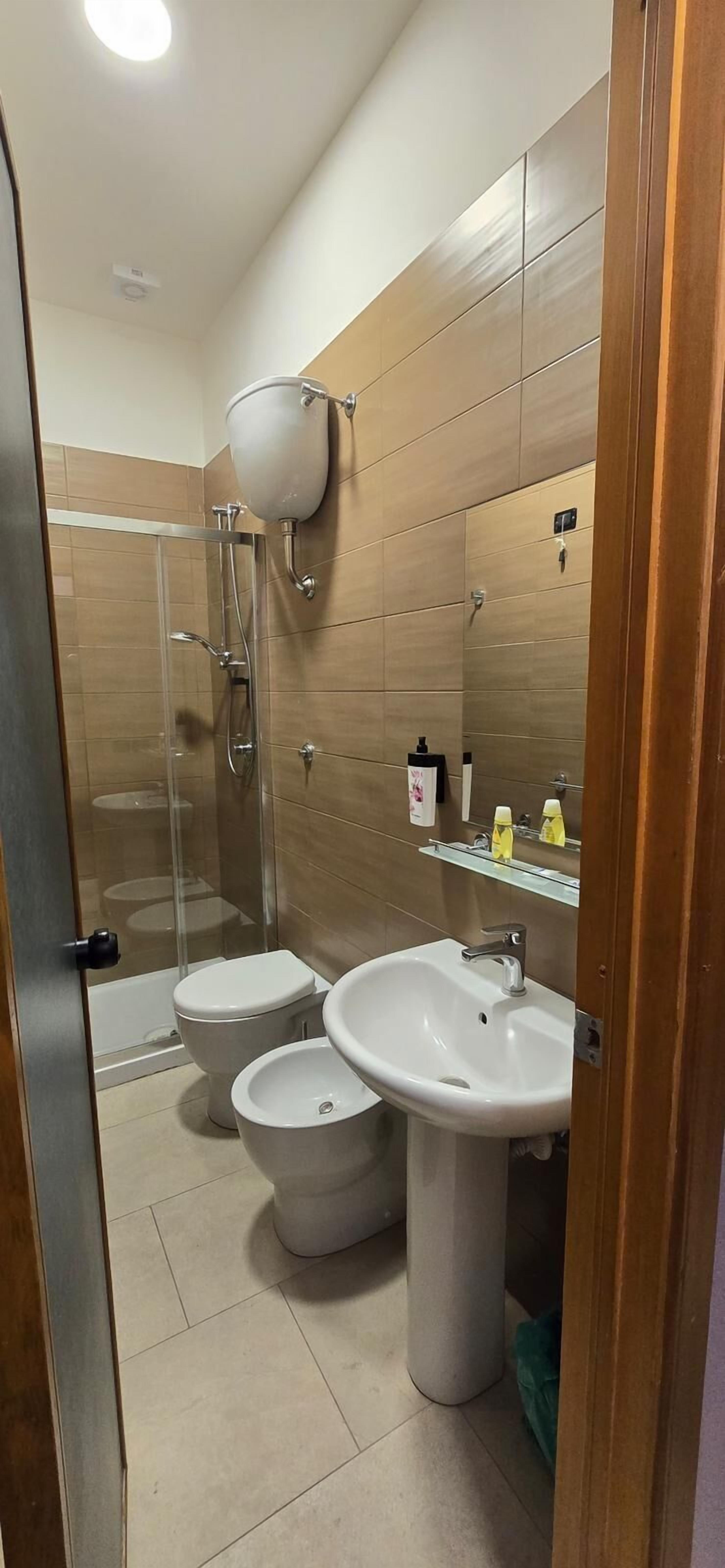 Chambre Triple | Salle de bain