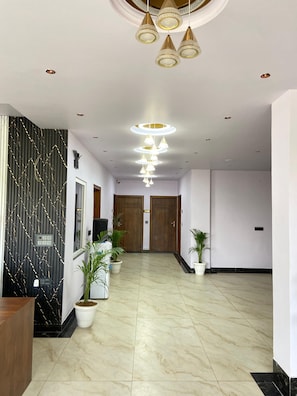 Lobby - Emerald Suites (Greater Noida)
