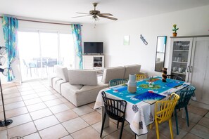 Dining - Ch'ti Kaz Bleue - Maison avec vue mer (Petite Île)
