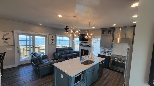Fridge, microwave, oven, stovetop - 402 Bay Front Rd Water & Beach Front Broadkill Pet Friendly Sleeps 12 4Bed 4Bath (Milton)