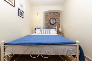 1 chambre, fer et planche à repasser, Wi-Fi gratuit