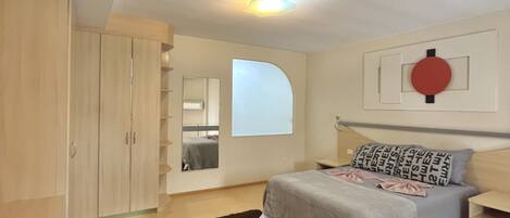 Departamento tradicional | Escritorio y wifi gratis