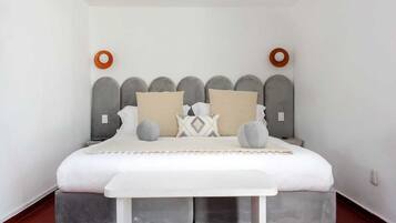 6 chambres, fer et planche à repasser, lit de bébé portatif, Wi-Fi