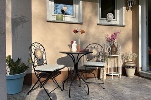 Outdoor dining - Wohnung am Park, für Fahrradliebhaber (Alsfeld)