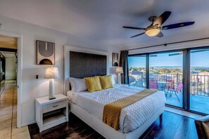 5 bedrooms, iron/ironing board, WiFi, bed sheets