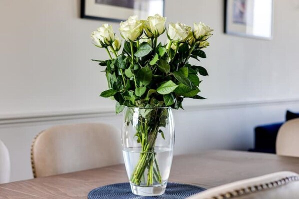 Dining - Entire house, parking, great views, dog friendly (Chester)