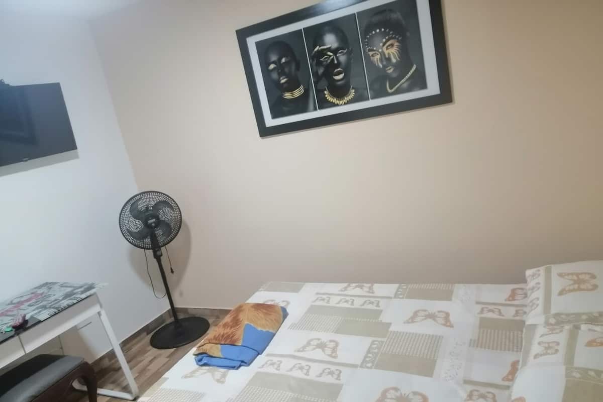 Quarto casal ou duplo urbano | 1 quarto, Wi-Fi de cortesia