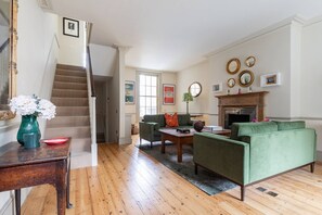 TV, fireplace, offices