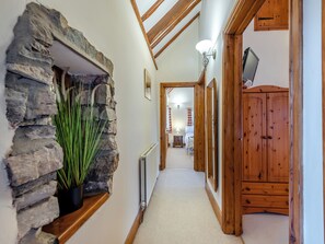 Interior - 2 bedroom accommodation in Whitland, near Narberth (Whitland, near Narberth)