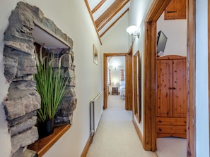 Interior - 2 bedroom accommodation in Whitland, near Narberth (Whitland, near Narberth)