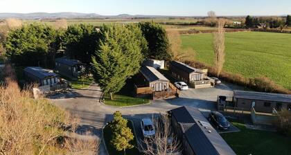 Immaculate 3-bed Lodge in Out Rawcliffe